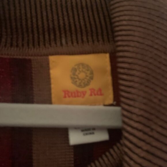 Geometric Design - Tunic! - Picture 2 of 6